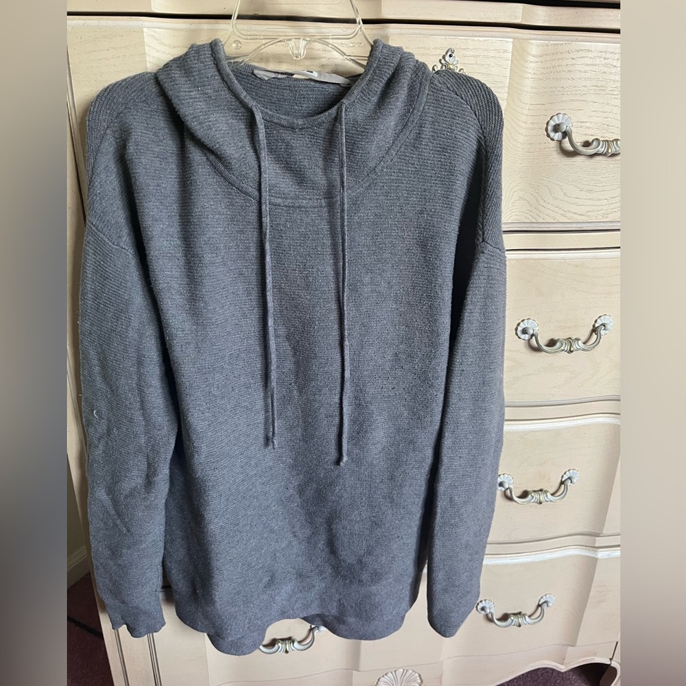 Athleta hoodie. Super cute!